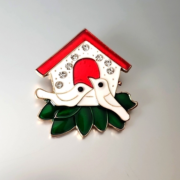 BIRDHOUSE Gold  Enamel and Rhinestone Christmas  Brooch - Picture 1 of 6